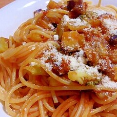 簡単 市販のミートソースで野菜たっぷりパスタソース レシピ 作り方 By Chicoru 楽天レシピ 簡単 市販のミートソースで野菜たっぷりパスタソース レシピ 作り方 By Chicoru 楽天レシピ